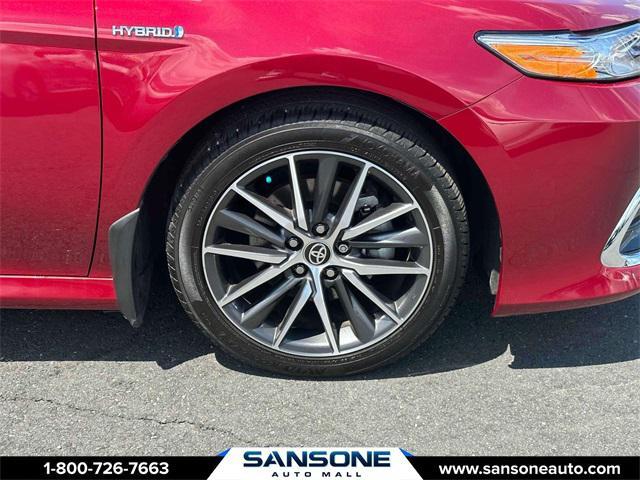Photo of 2021 Ruby Flare Pearl Toyota Camry Hybrid