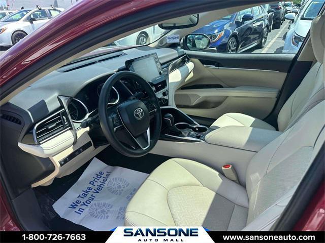 Photo of 2021 Ruby Flare Pearl Toyota Camry Hybrid