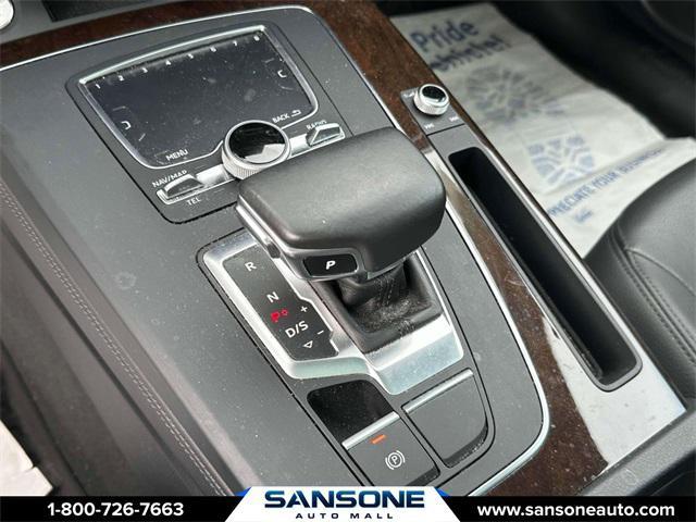 Photo of 2019 Monsoon Gray Metallic Audi Q5