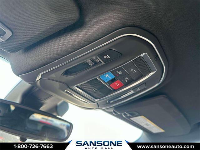 Photo of 2023 Silver Zynith Jeep Grand Cherokee L
