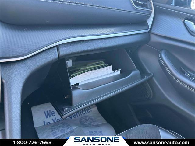 Photo of 2023 Silver Zynith Jeep Grand Cherokee L