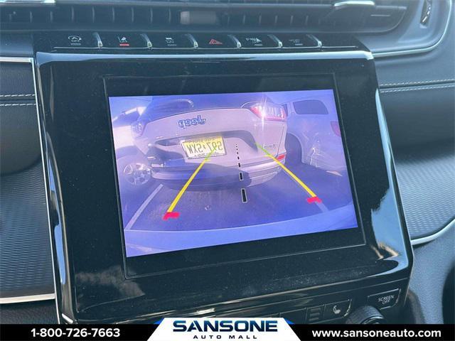 Photo of 2023 Silver Zynith Jeep Grand Cherokee L