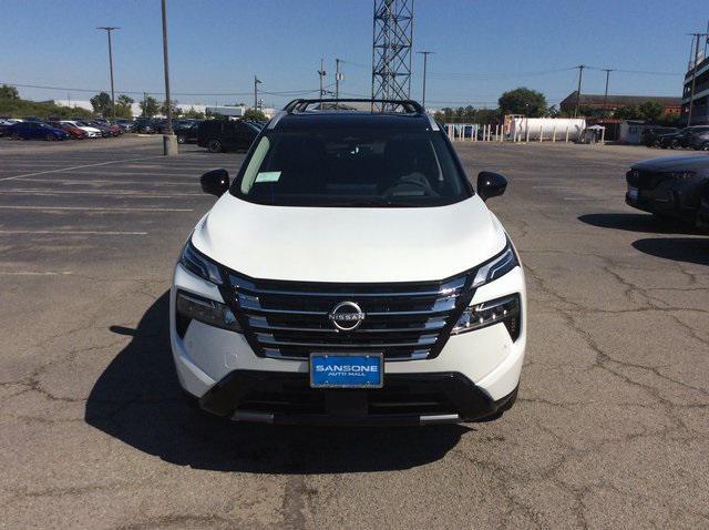 Photo of 2026 White Pearl Nissan Rogue