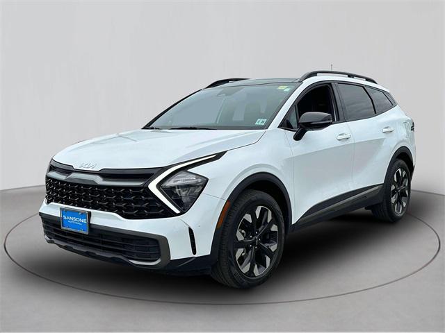 Photo of 2023 Glacial White Pearl Kia Sportage