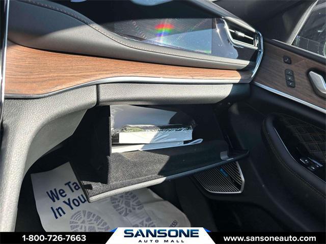 Photo of 2023 Diamond Black Crystal Pearlcoat Jeep Grand Cherokee 4xe