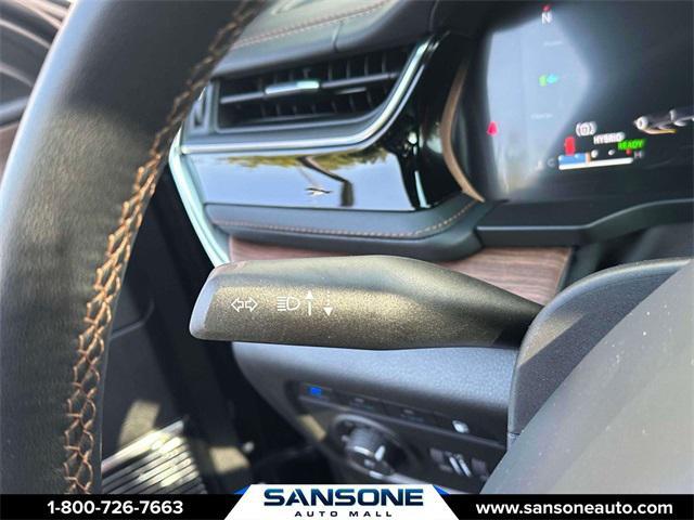 Photo of 2023 Diamond Black Crystal Pearlcoat Jeep Grand Cherokee 4xe