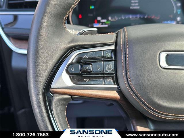 Photo of 2023 Diamond Black Crystal Pearlcoat Jeep Grand Cherokee 4xe