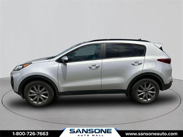 Photo of 2022 Sparkling Silver Kia Sportage