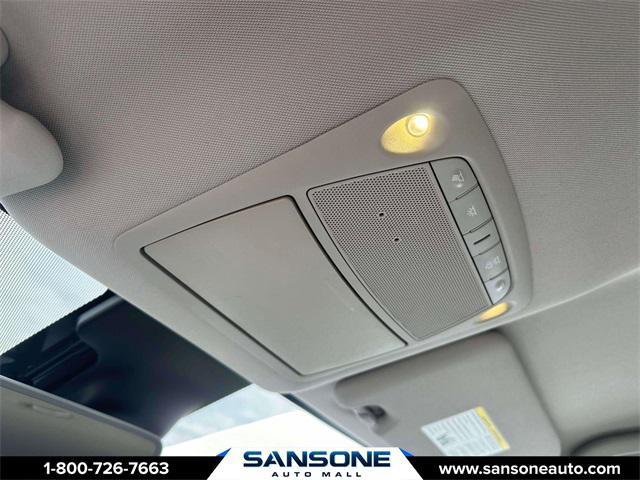 Photo of 2019 Pearl White Tricoat Nissan Rogue Sport