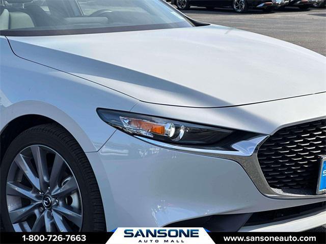 Photo of 2025 Ceramic Metallic Mazda Mazda3