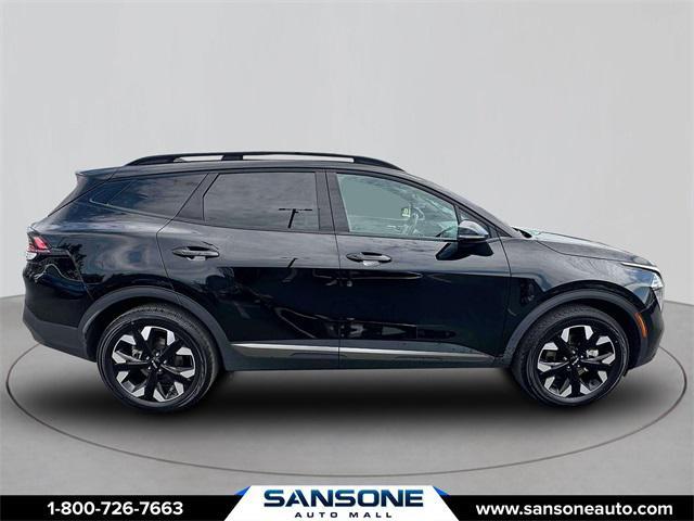 Photo of 2023 Ebony Black Kia Sportage