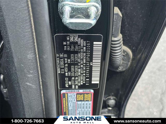 Photo of 2023 Ebony Black Kia Sportage