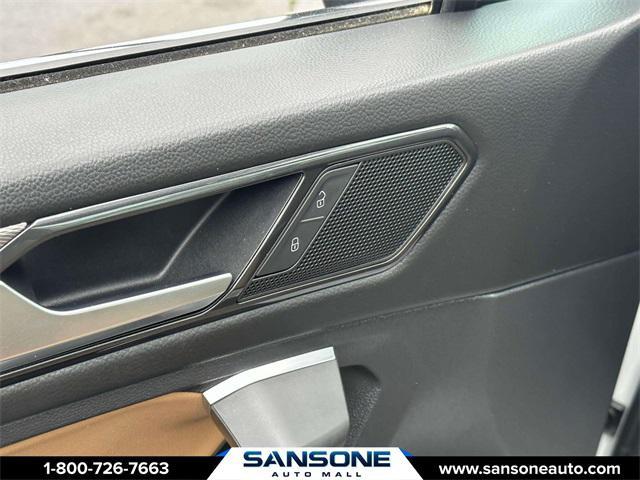 Photo of 2022 Pure White Volkswagen Tiguan