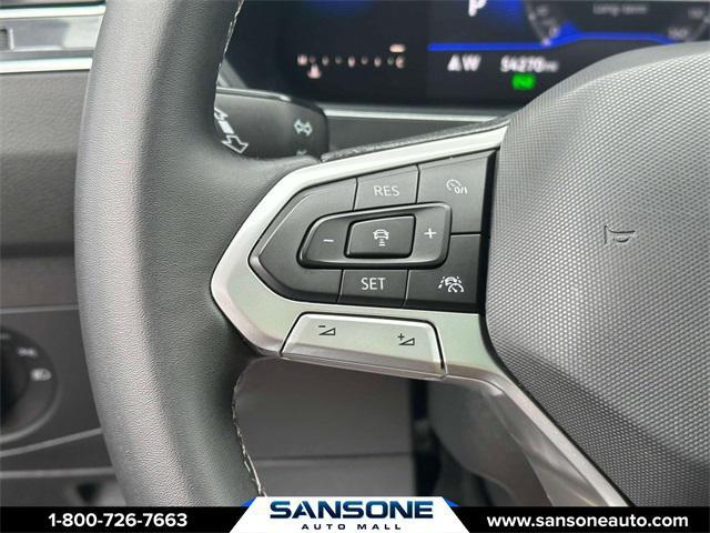 Photo of 2022 Pure White Volkswagen Tiguan