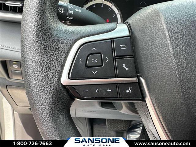 Photo of 2022 Celestialsilver Toyota Highlander