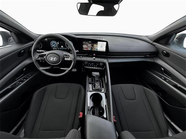Photo of 2025 Intense Blue Hyundai ELANTRA