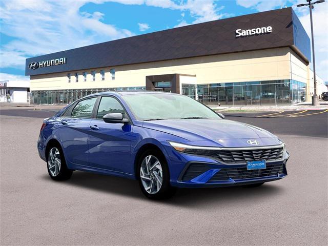 Photo of 2025 Intense Blue Hyundai ELANTRA