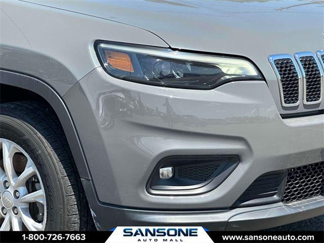 Photo of 2022 Sting-Gray Clearcoat Jeep Cherokee