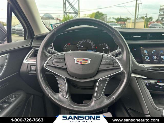 Photo of 2019 Dark Granite Metallic Cadillac XT5