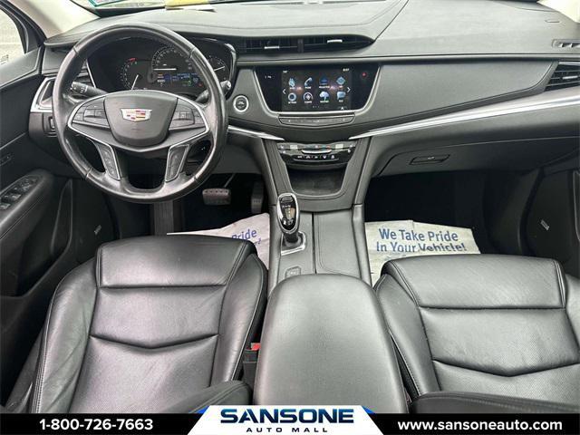 Photo of 2019 Dark Granite Metallic Cadillac XT5