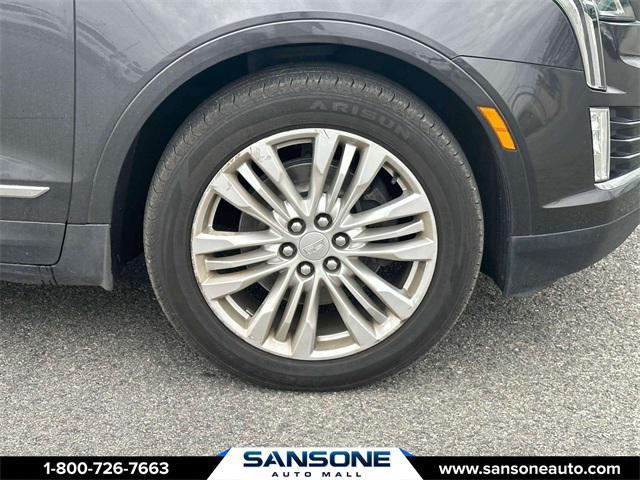 Photo of 2019 Dark Granite Metallic Cadillac XT5