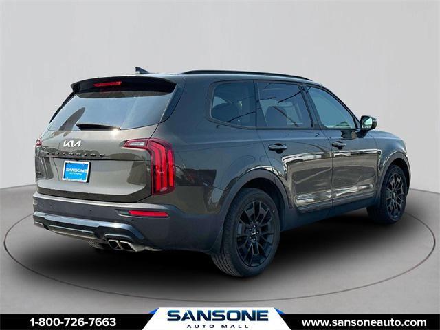 Photo of 2022 Dark Moss Kia Telluride