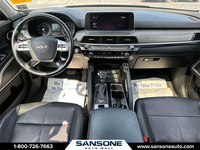 Photo of 2022 Dark Moss Kia Telluride