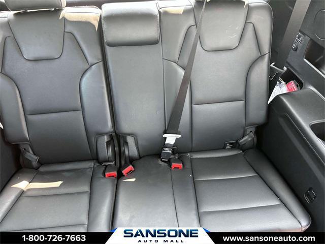 Photo of 2022 Dark Moss Kia Telluride