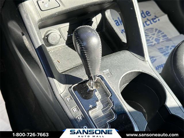 Photo of 2013 Diamond Silver Hyundai TUCSON