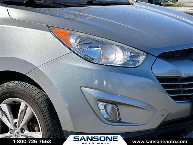 Photo of 2013 Diamond Silver Hyundai TUCSON