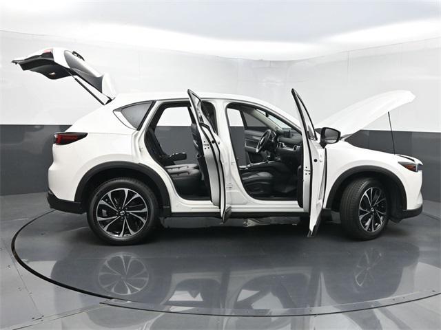 Photo of 2022 Snowflake White Pearl Mica Mazda CX-5