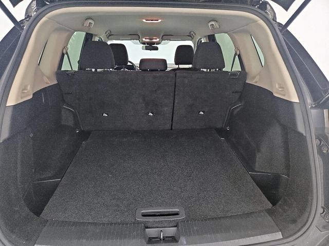 Photo of 2023 Black Nissan Rogue