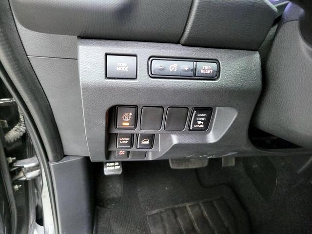 Photo of 2022 Gray Nissan Frontier