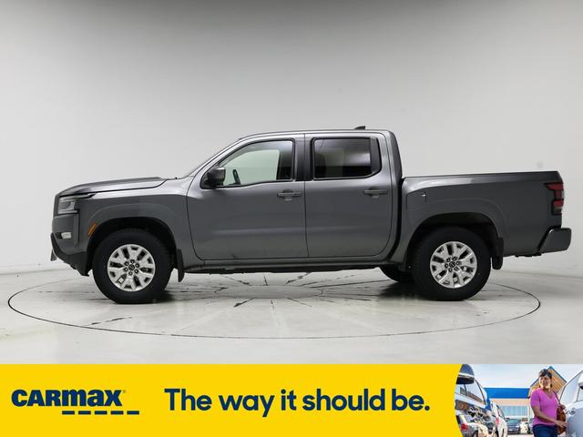 Photo of 2022 Gray Nissan Frontier