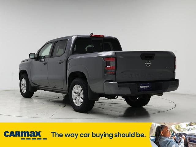 Photo of 2022 Gray Nissan Frontier