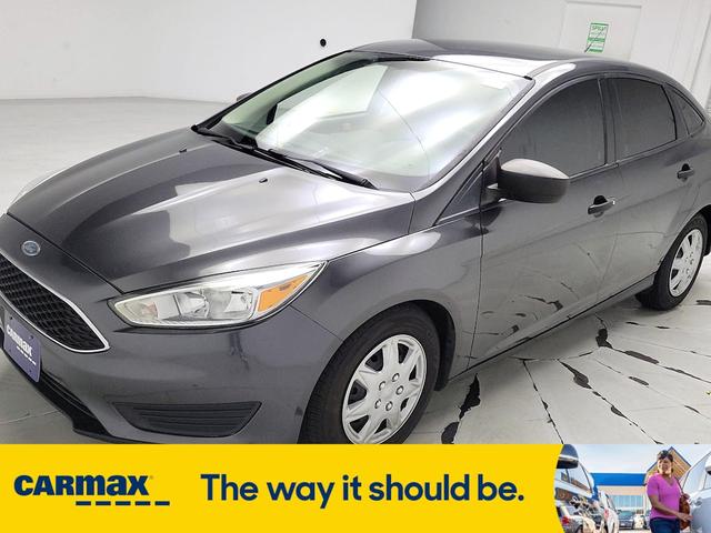 Photo of 2018 Gray Ford Focus