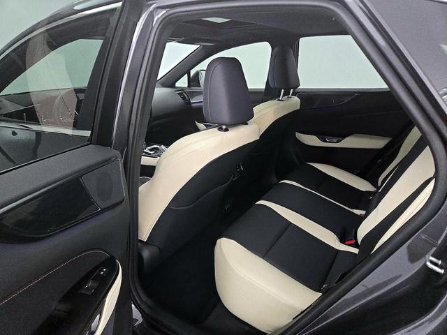 Photo of 2023 Gray Lexus NX 350