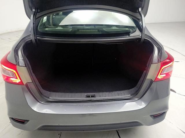 Photo of 2018 Gray Nissan Sentra