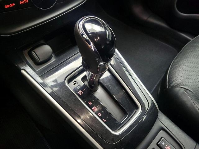 Photo of 2018 Gray Nissan Sentra