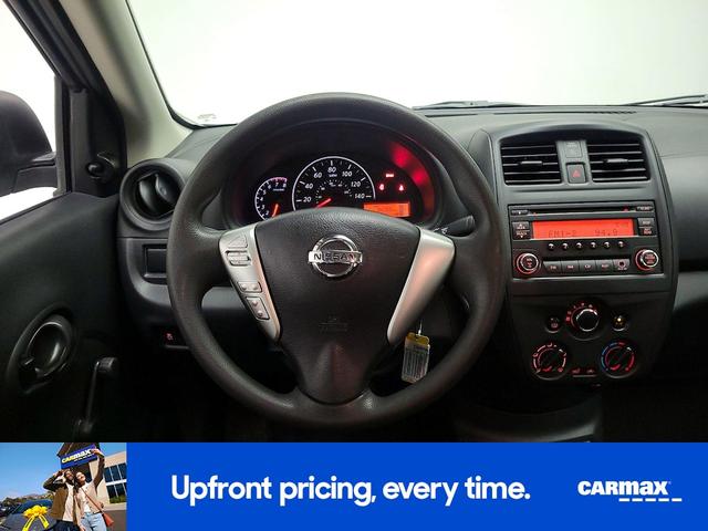 Photo of 2015 Silver Nissan Versa