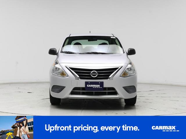 Photo of 2015 Silver Nissan Versa
