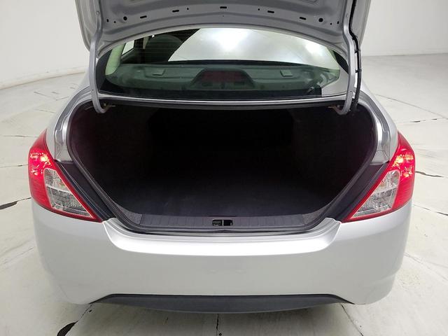Photo of 2015 Silver Nissan Versa