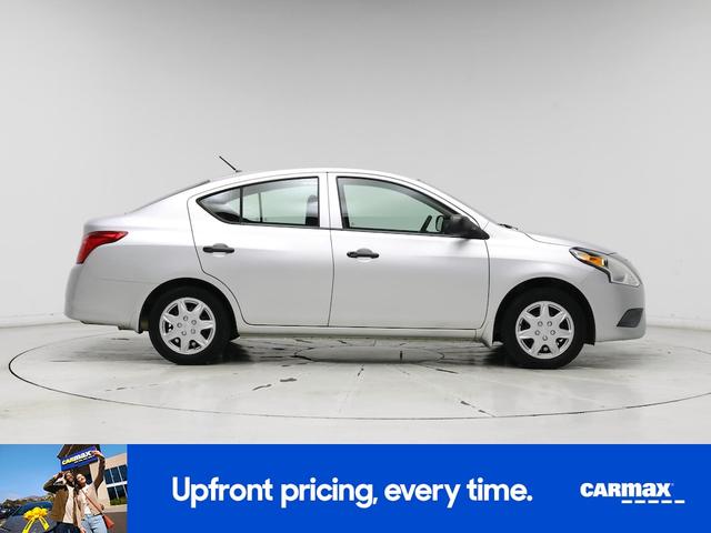Photo of 2015 Silver Nissan Versa