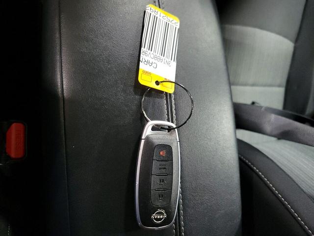 Photo of 2024 Black Nissan Sentra