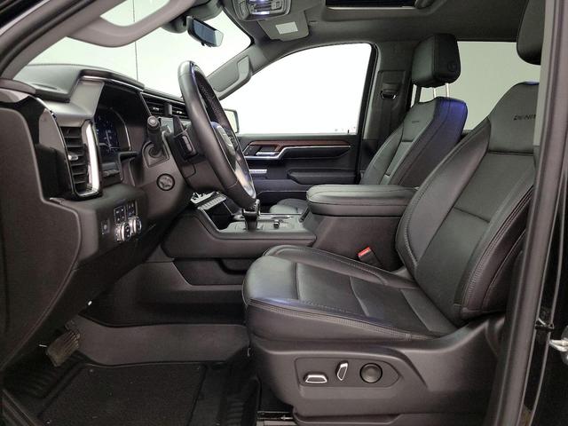 Photo of 2023 Black GMC Sierra 1500