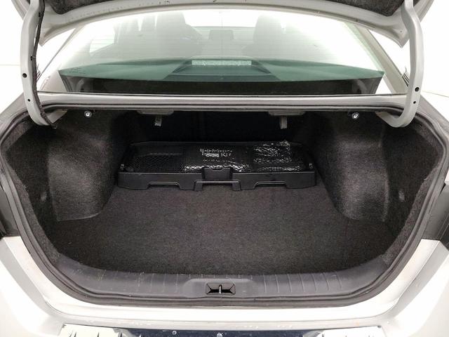 Photo of 2023 Silver Nissan Altima