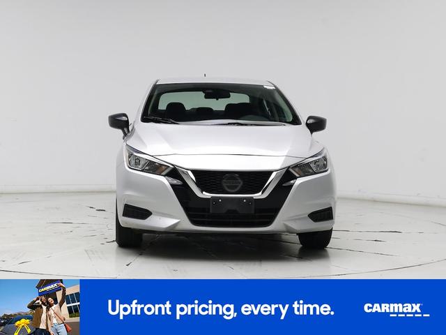 Photo of 2020 Silver Nissan Versa
