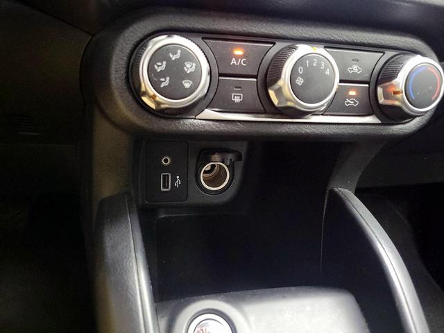 Photo of 2020 Silver Nissan Versa
