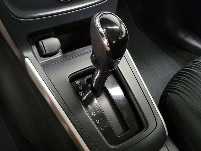 Photo of 2019 Silver Nissan Sentra