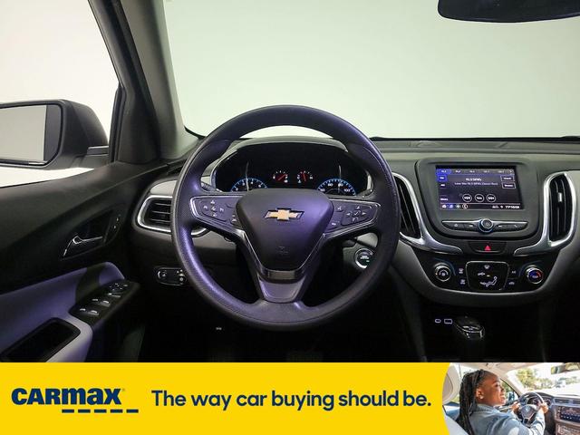 Photo of 2021 White Chevrolet Equinox